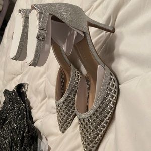 Kelly and Katie Dressy Heele